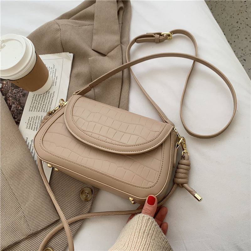Schultertasche im Steinmuster – Urbaner Messenger