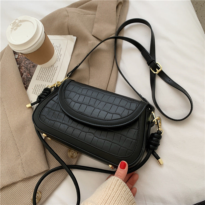 Schultertasche im Steinmuster – Urbaner Messenger