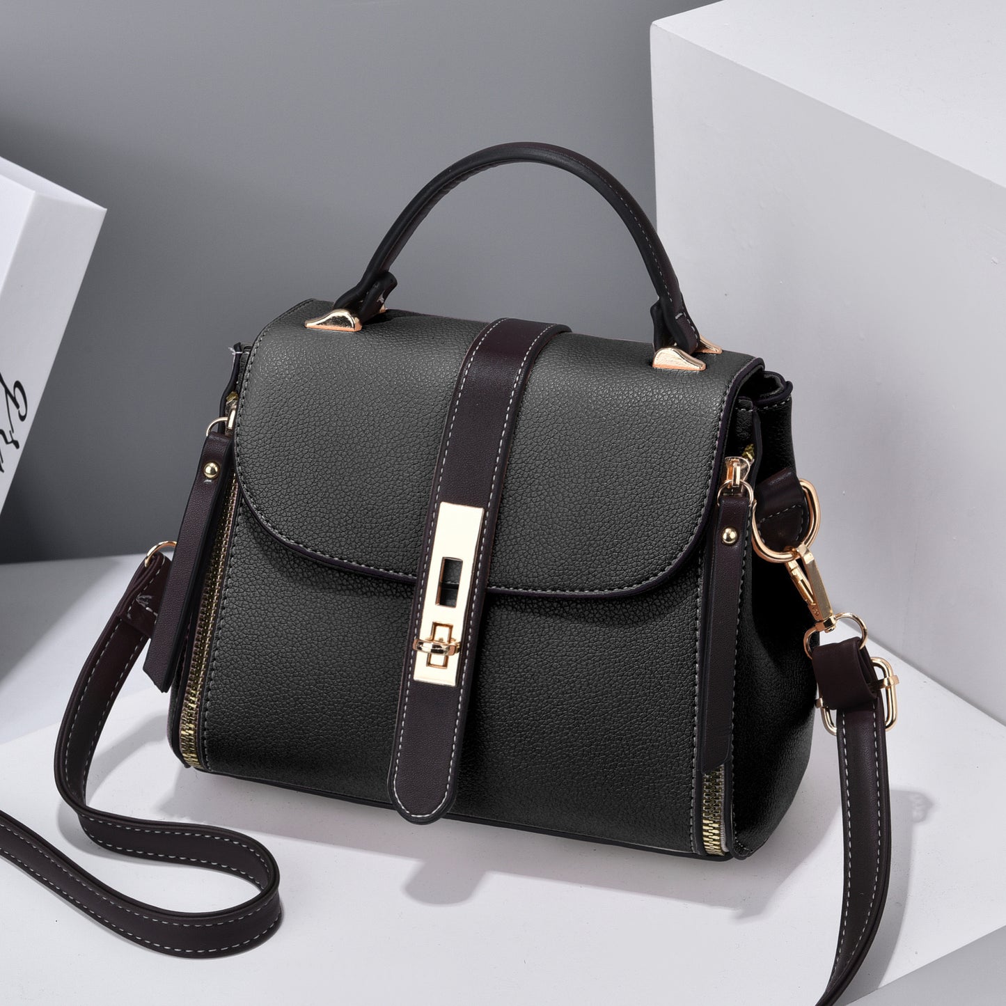 Moderne Crossbody Bag