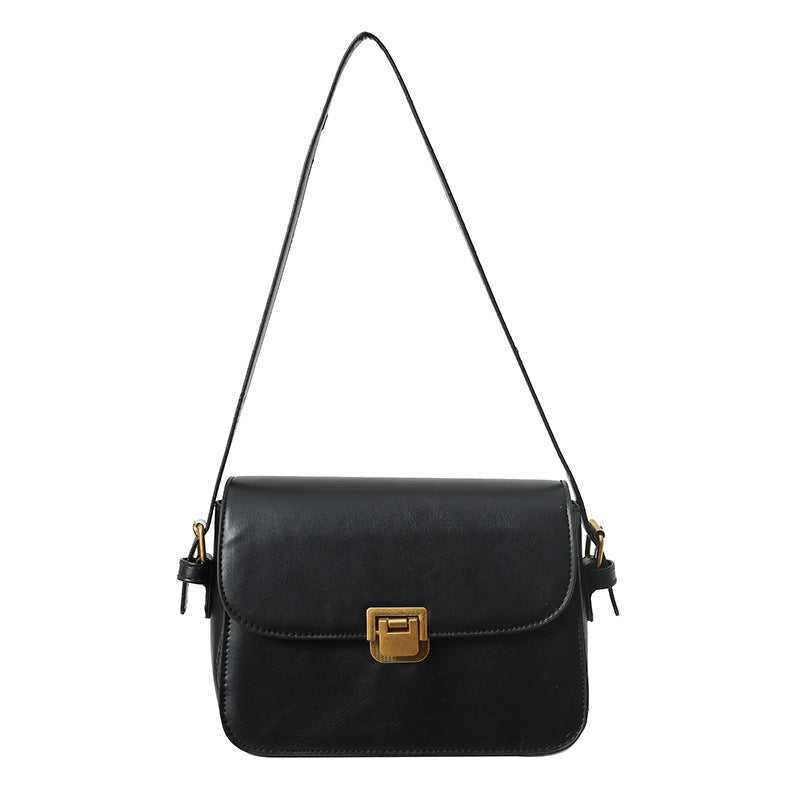 Urbaner Chic: Kleine Schultertasche