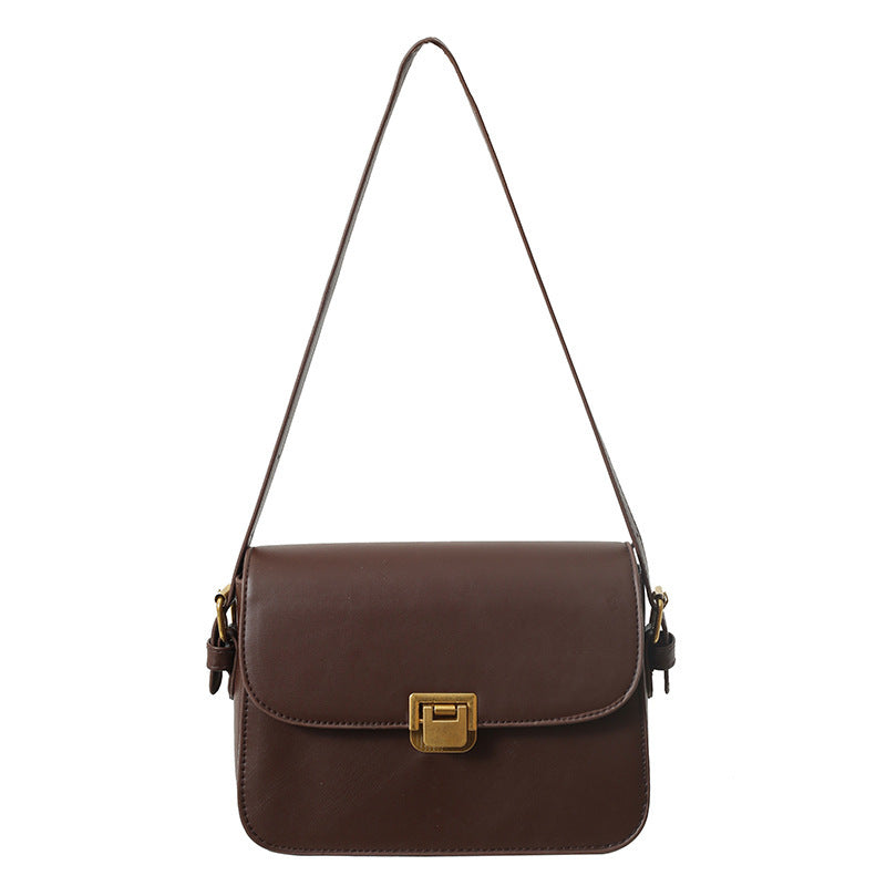 Urbaner Chic: Kleine Schultertasche